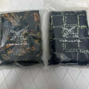 멧앤멜 사롱 왼쪽