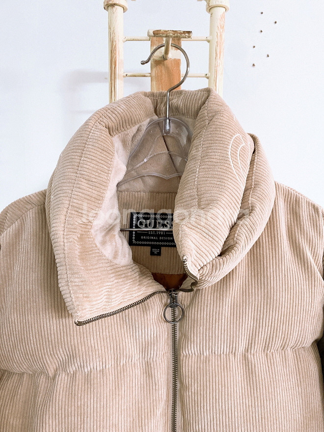 (XS~S)게스여자하이넥골덴코듀로이오버핏패딩점퍼--1