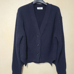 스튜디오톰보이 브이넥 슬릿 가디건