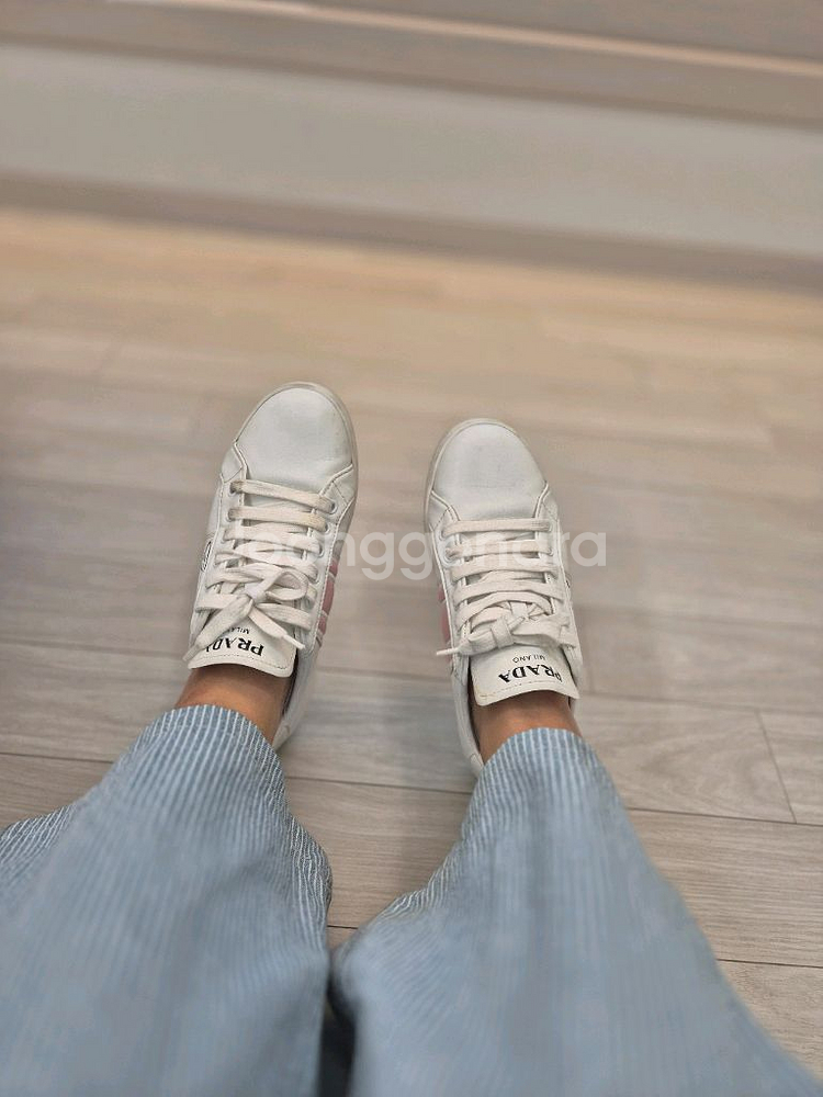 프라다 비텔로 여성 스니커즈 37--5