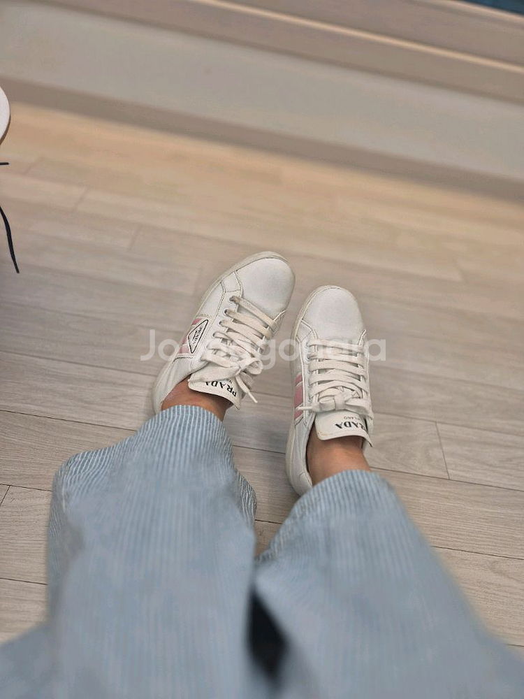 프라다 비텔로 여성 스니커즈 37--4