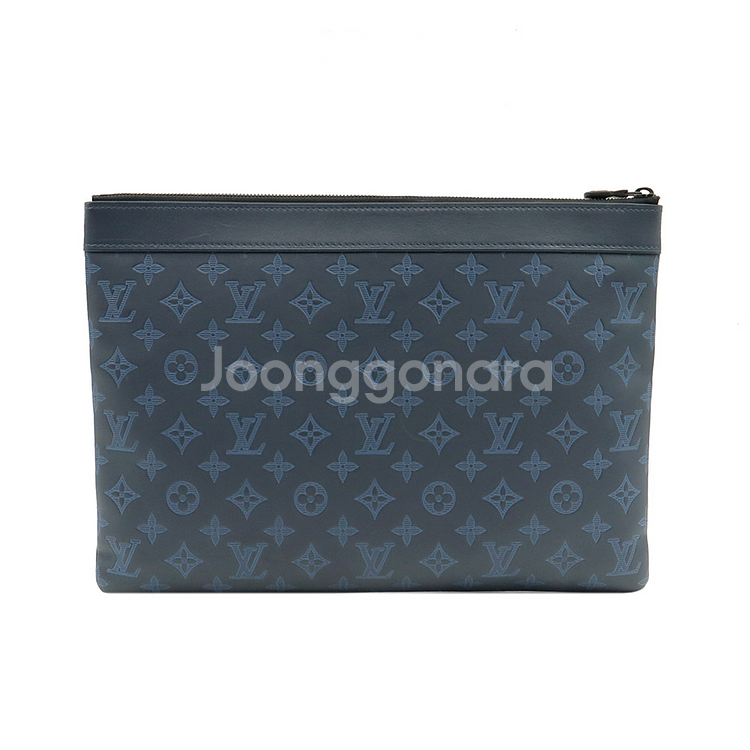 루이비통 네이비 블루 모노그램 섀도우 포쉐트 디스커버리 클러치 (내장칩) / M80425--1