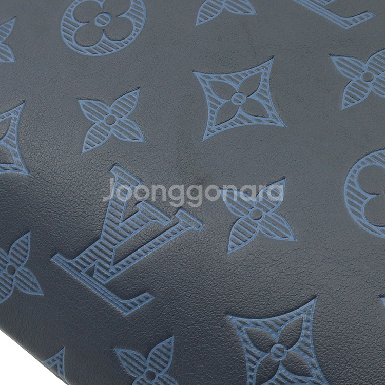 루이비통 네이비 블루 모노그램 섀도우 포쉐트 디스커버리 클러치 (내장칩) / M80425--7