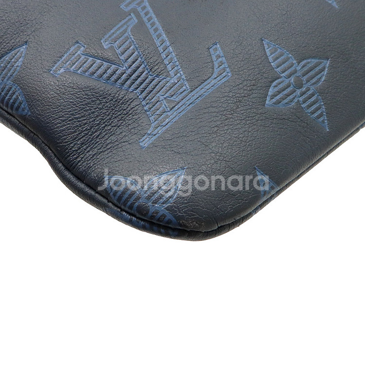 루이비통 네이비 블루 모노그램 섀도우 포쉐트 디스커버리 클러치 (내장칩) / M80425--4