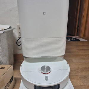 샤오미 미지아 올인원 로봇청소기 M30S 팝니다.