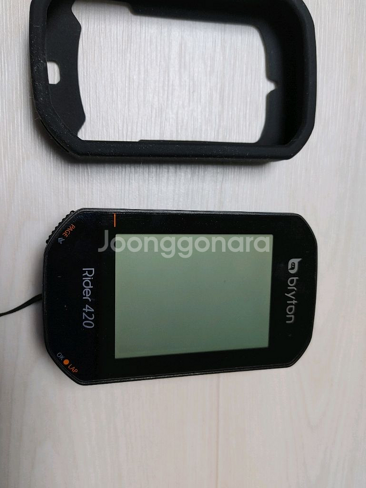 가성비갑)) 브라이튼 라이더 420 자전거 속도계 + 전용케이스 일괄로 팝니다.택포7.5만--1