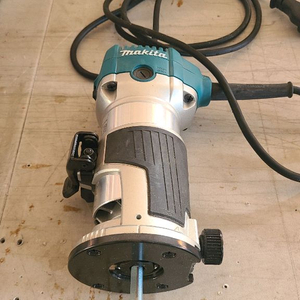 마끼다 트림기 RT0700C