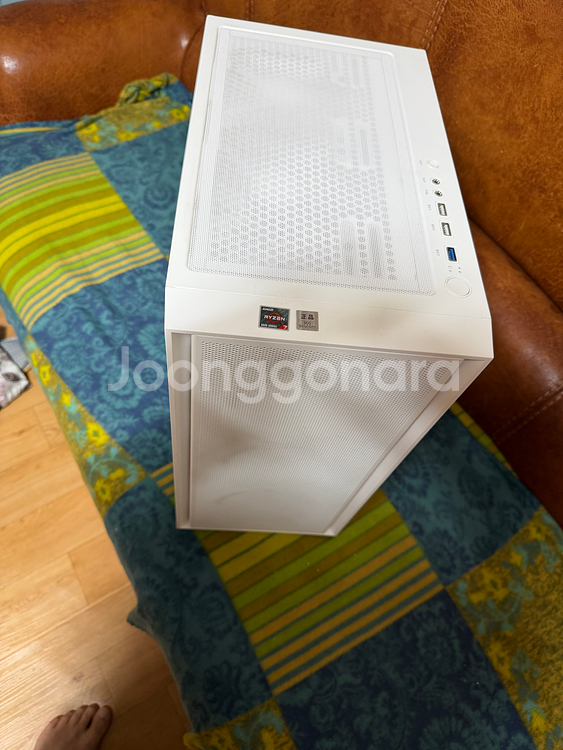 AMD Ryzen 7 8700G 게이밍 데스크탑 대용량 하드 SSD--5