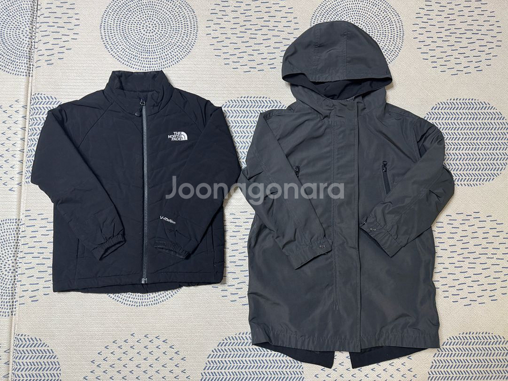 노스페이스 키즈 브이모션 경량패딩(130사이즈) 스테프 바람막이--0