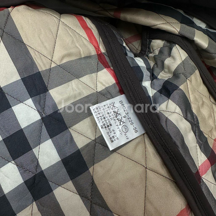 버버리 체크 후드 퀼팅 코트--9