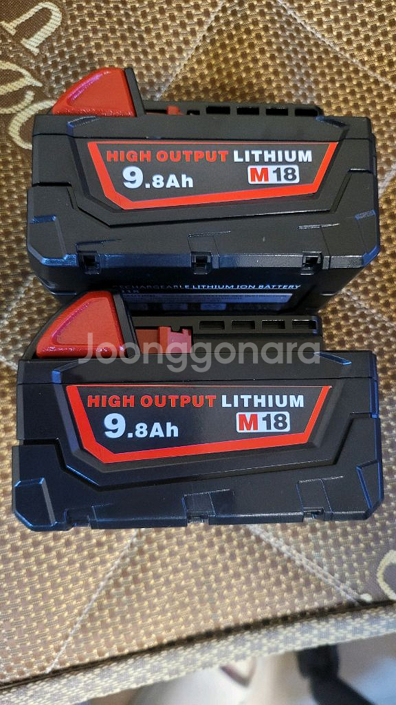 밀워키호환 배터리 2개 팝니다.--0