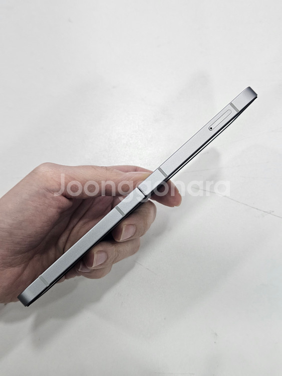 갤럭시Z플립6 실버 256GB--1