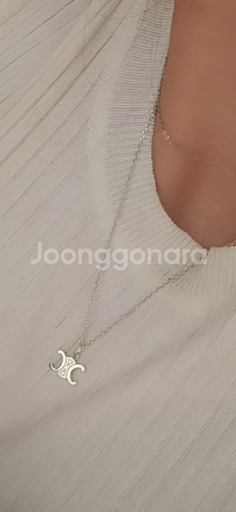 새제품 14k 셀린 목걸이 화이트골드--1