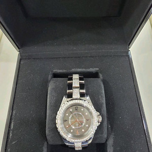 샤넬 세라믹 다이아 시계 정품