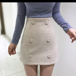 플리츠플리즈 미니 스커트