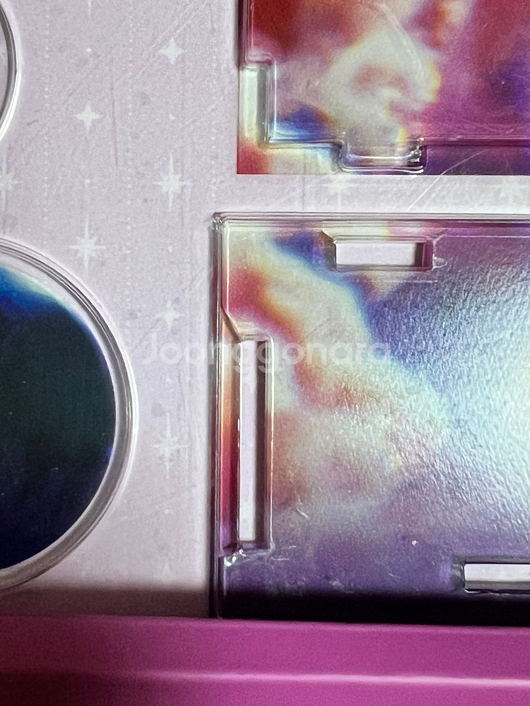 아이유 스트로베리문 굿즈 판매합니다--1