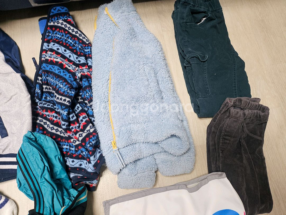 남아옷 남자 아이 의류 일괄 (모자, 상의, 하의) 130사이즈--2