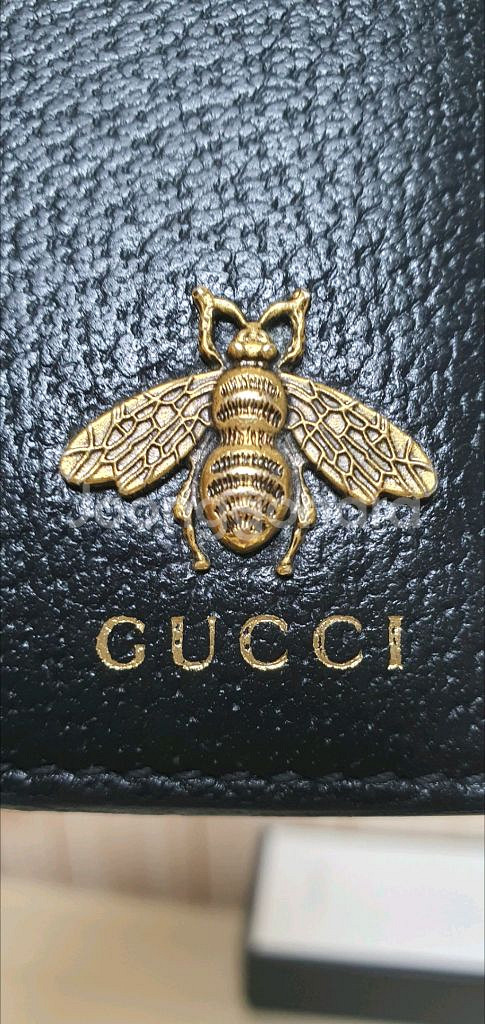 구찌 꿀벌 반지갑 정품S급(감정O)프라다루이비통디올고야드샤넬셀린느보테가생로랑--2