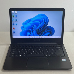 [ 배터리 좋음 ] 삼성 노트북 NT500R3W i5-7200U