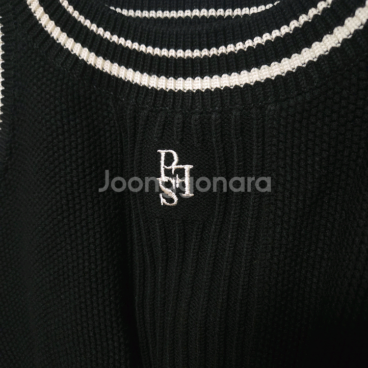 잇미샤 2022 슬리브리스 탑--3