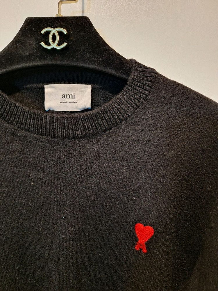 아미 하트 로고 여성 니트 티셔츠--1