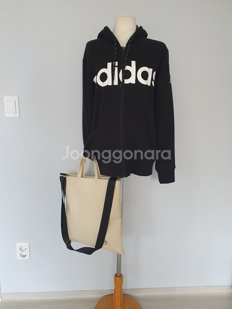 (상태양호)크로스 도트 숄더 가방--2