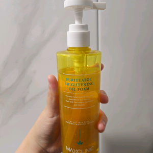 맥스클리닉 반전클렌져 대용량 오일투폼 클렌징오일 310g 퓨리티톡