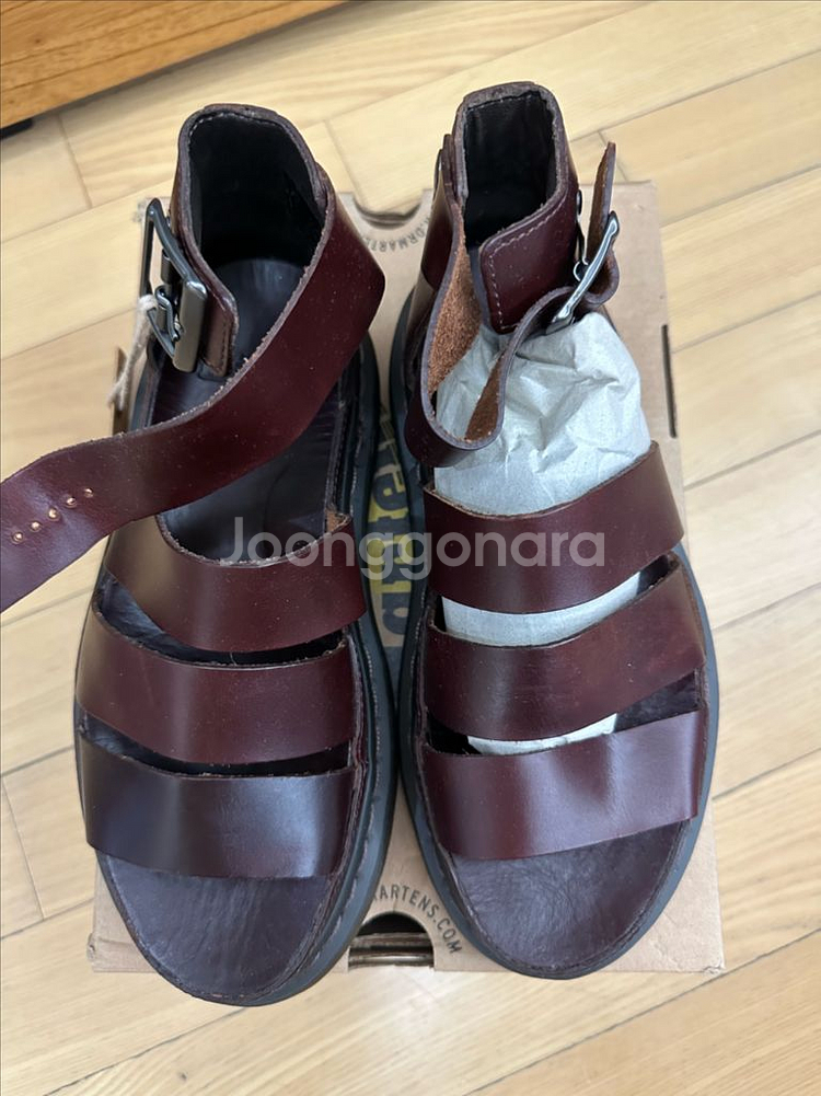닥터마틴 클라리사 통가죽샌들 새제품37--1