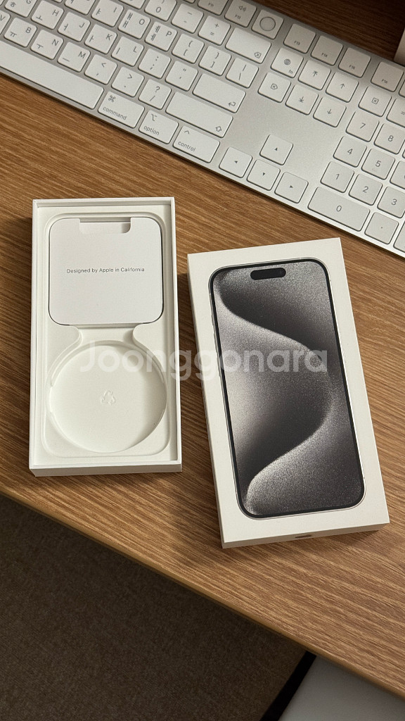 아이폰15프로 화이트티타늄 256GB 배터리성능 85%--1