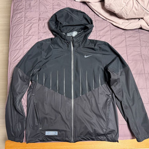 나이키 에어로가미(구형) L사이즈 팝니다.