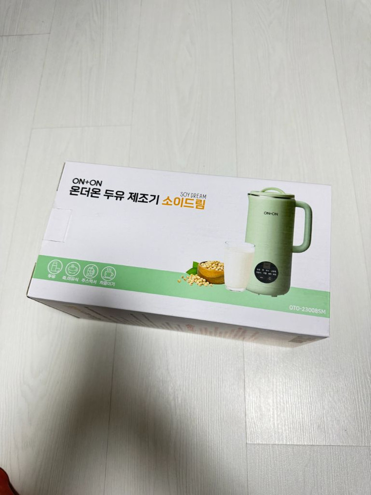 온더온 소이드림 두유 제조기 모델 1회 사용 신품급 팝니다--0