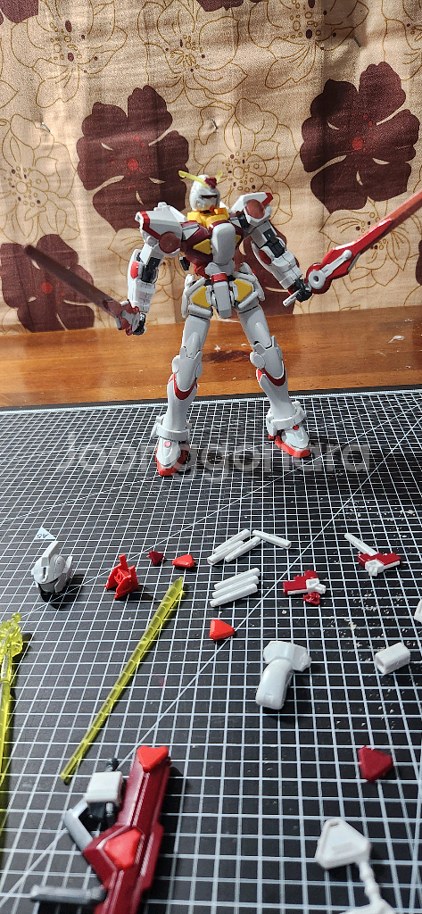 HG 비기닝 J 건담 가조립(일부 도색)--1