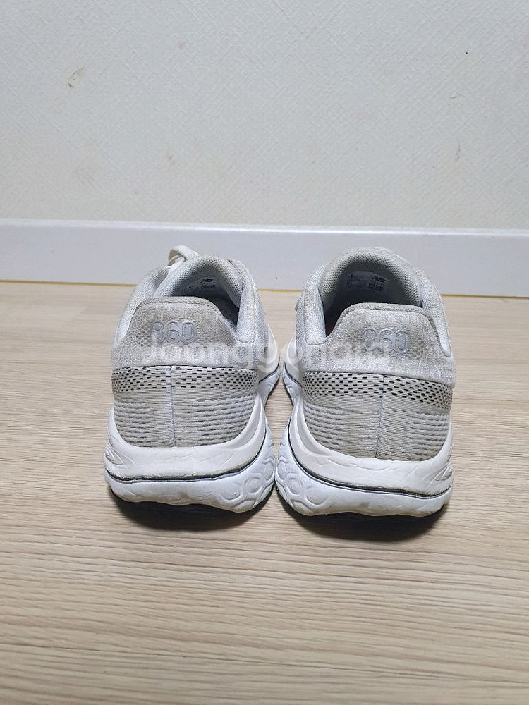 뉴발란스 860 프레쉬폼 운동화 260--4