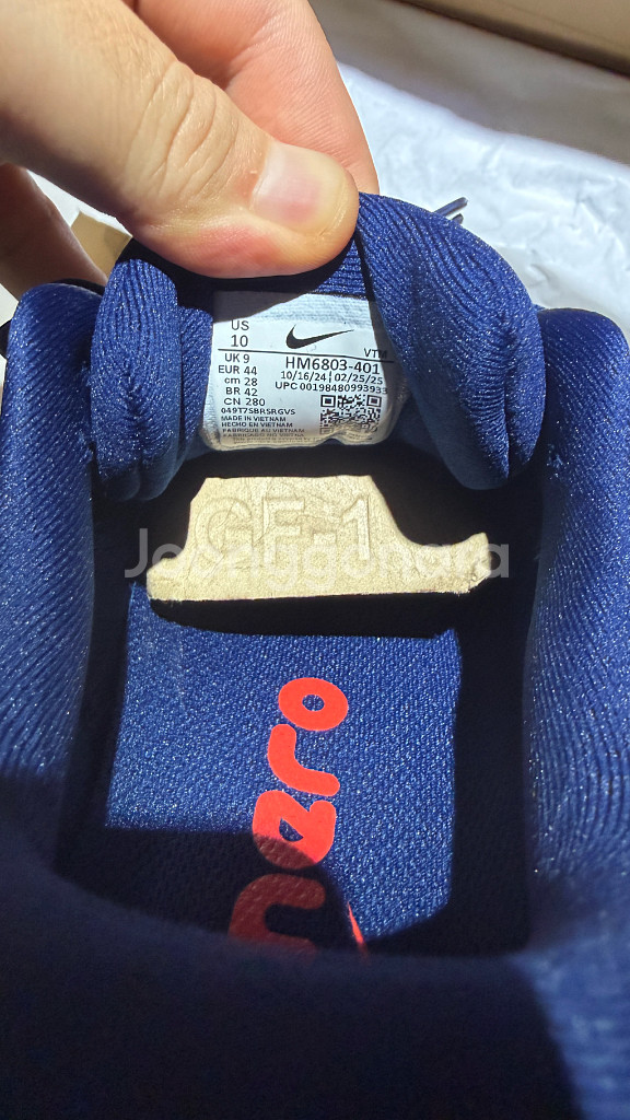 나이키 런닝화 보메로 18 HM6803-401--1