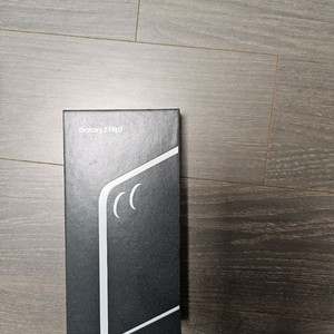 z플립7 512자급제미개봉