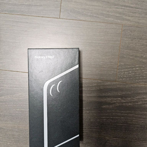 z플립7 512자급제미개봉