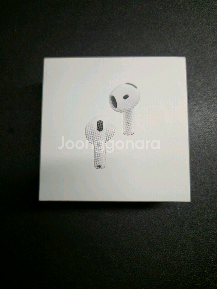 에어팟 4세대 anc 탑재 모델 판매합니다--2