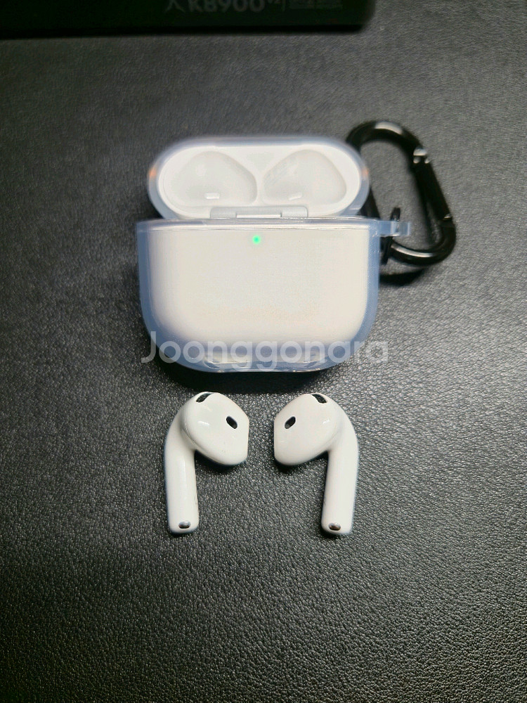 에어팟 4세대 anc 탑재 모델 판매합니다--0