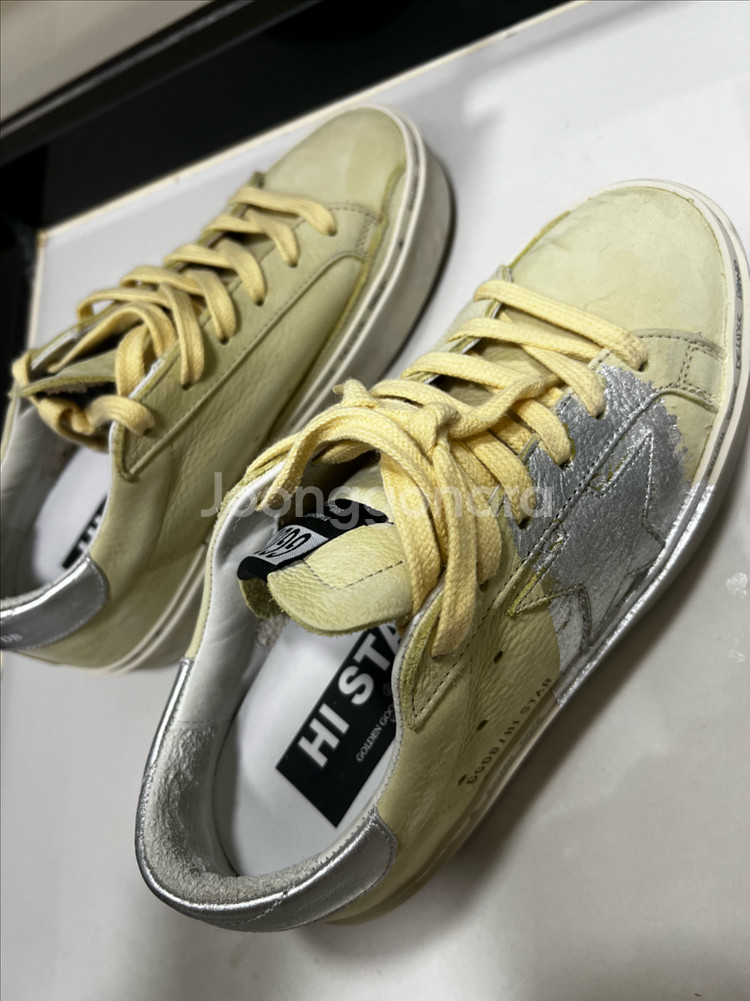 골든구스 하이스타 스니커즈 35사이즈--0