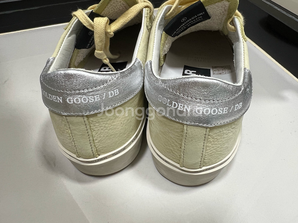 골든구스 하이스타 스니커즈 35사이즈--2