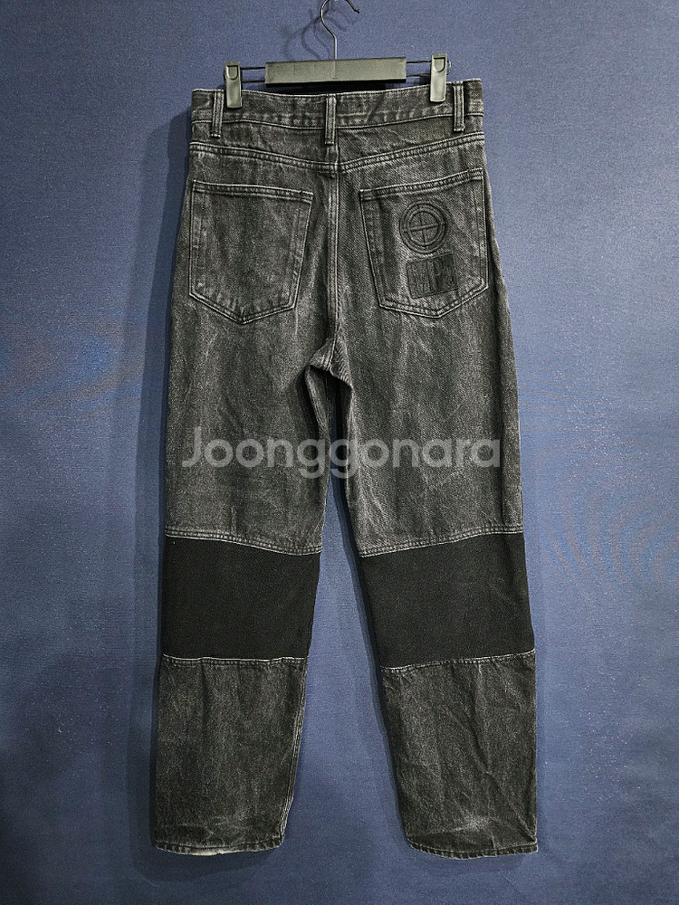 플라스틱 프로덕트 블랙컬러 남성 허리 30 데님팬츠--1