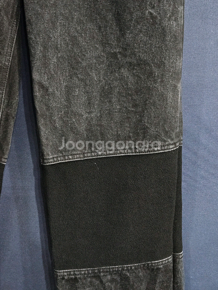 플라스틱 프로덕트 블랙컬러 남성 허리 30 데님팬츠--4