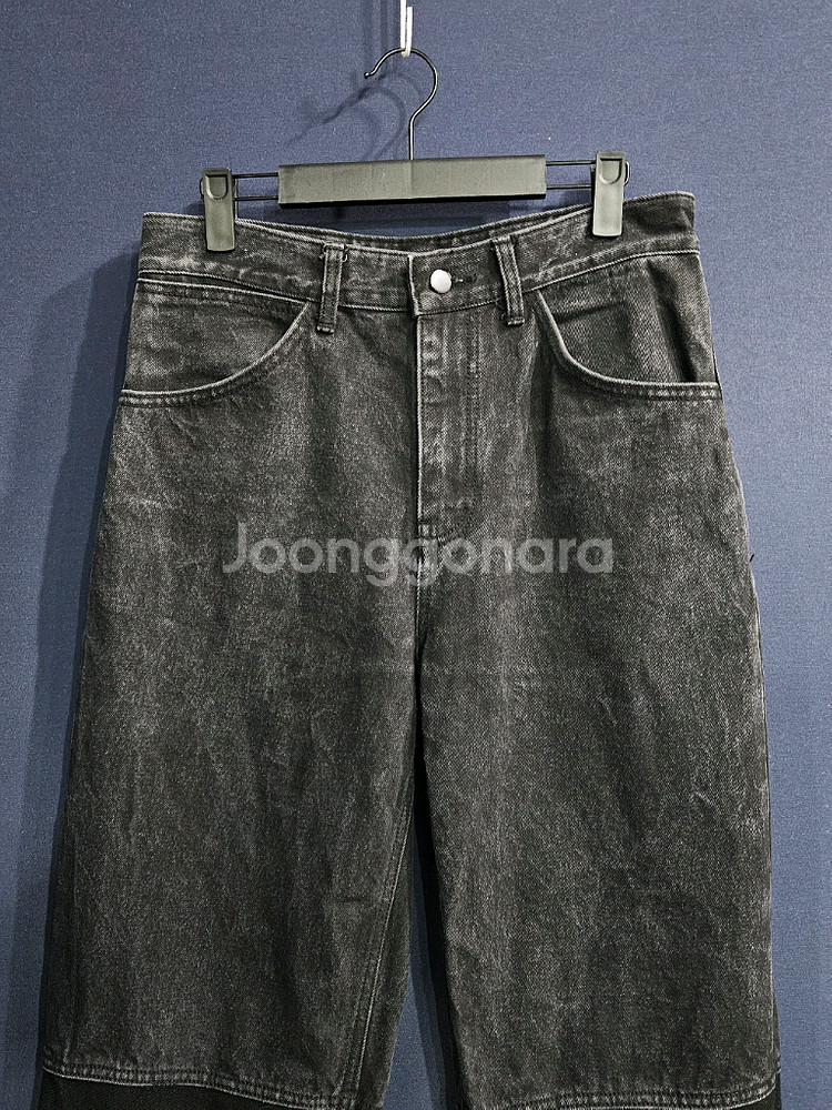 플라스틱 프로덕트 블랙컬러 남성 허리 30 데님팬츠--6