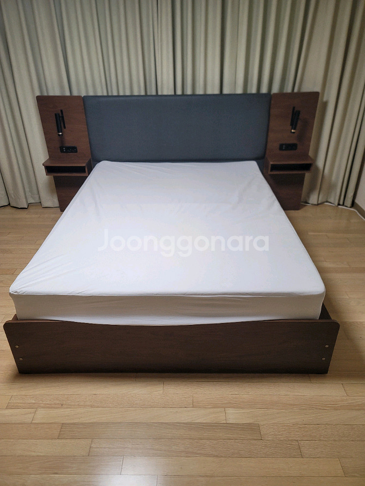 삼익가구 델루나 프리미엄 LED 빅수납 침대+협탁세트--0