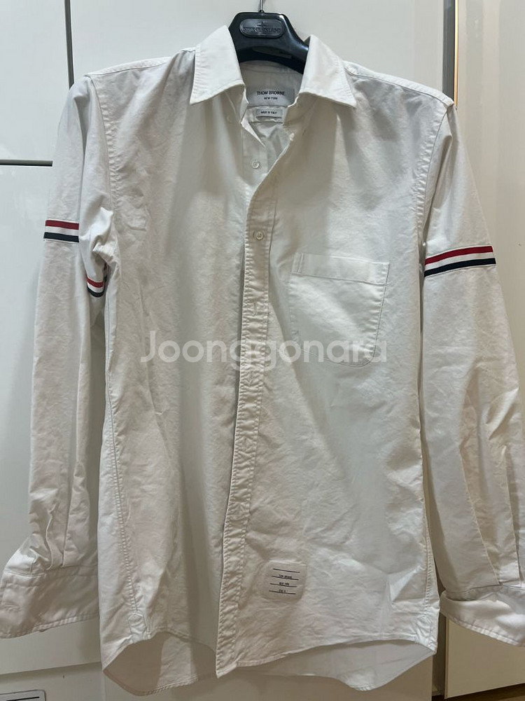 25fw 톰브라운 암밴드셔츠 4사이즈 (새상품급)--0