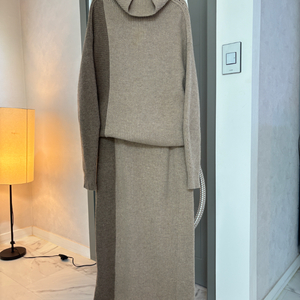 미샤 울 캐시미어 니트 스커트 셋업