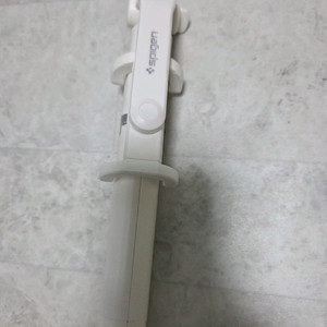 슈피겐 S540W 셀카봉 겸 삼각대 팝니다
