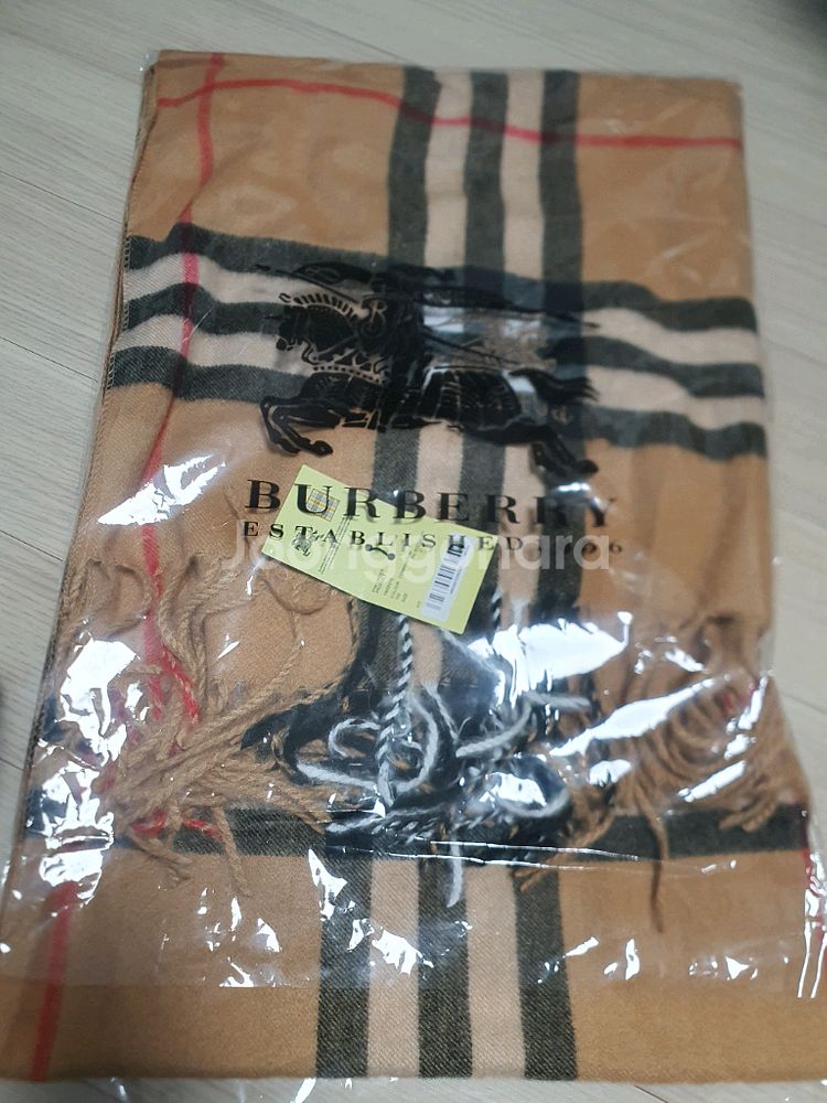 캐시미어 버버리 클래식 체크 넓은 빅겸용 숄머플러--0