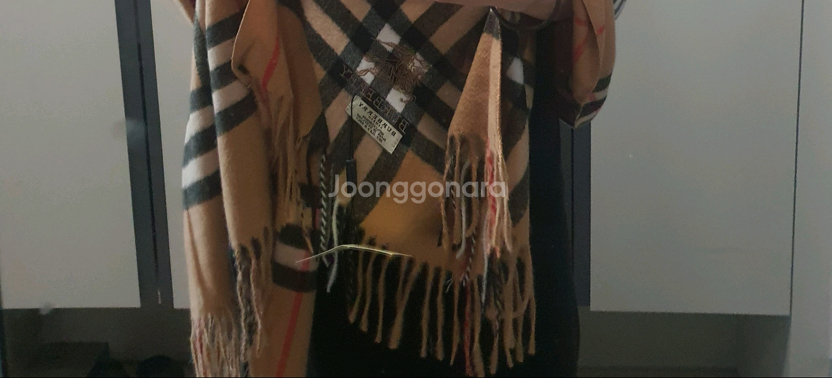 캐시미어 버버리 클래식 체크 넓은 빅겸용 숄머플러--2