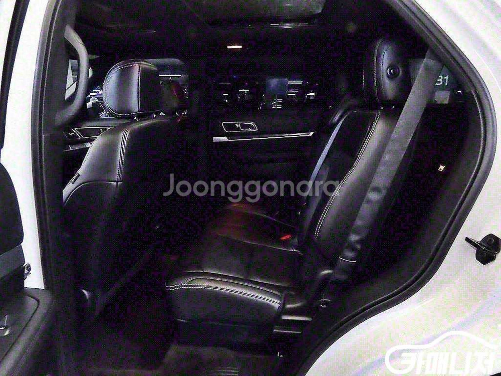 [포드]익스플로러 2.3 에코부스트 리미티드 4WD #앱특가--9